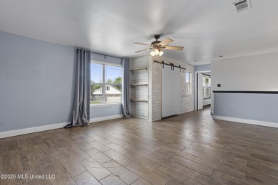 Don't miss this great Home Near the Beach! This refreshed - photo 27