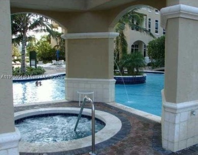 Prime Aventura location! Completely remodeled. Stunning - photo 31