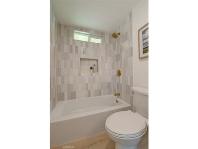 Nestled in the heart of the highly sought-after Laurelhurst - photo 31