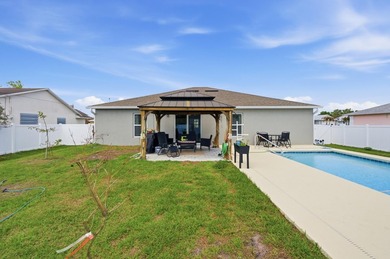 MOVE IN READY POOL HOME! BRING OFFERS! Why wait to build? Enjoy - photo 4