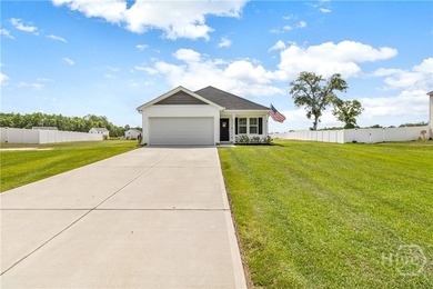PRICE ADJUSTMENT! Welcome to this beautifully maintained - photo 3