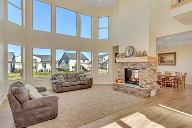 $50,000 PRICE REDUCTION!!! SELLER IS ALSO OFFERING $8,000 toward - photo 4
