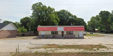 Stockton Lake Commercial For Sale in Greenfield Missouri