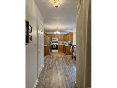 Looking for a lake getaway? This charming 3-bedroom, 1.5-bath - photo 17