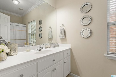 Experience luxury and comfort in this stunning waterfront home - photo 22