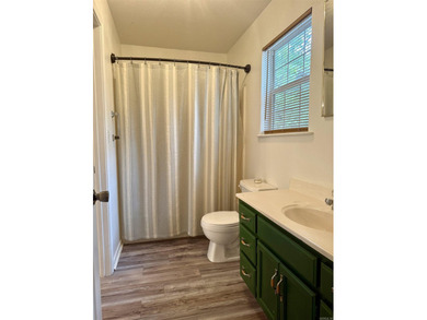 Looking for a lake getaway? This charming 3-bedroom, 1.5-bath - photo 22