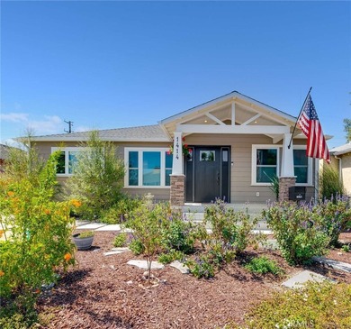 Beautifully updated single-story home offering three bedrooms - photo 2
