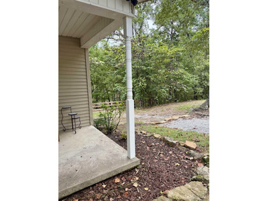 Looking for a lake getaway? This charming 3-bedroom, 1.5-bath - photo 34