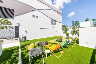 pectacular upgraded unit at the iconic 1010 Brickell Condo. Unit