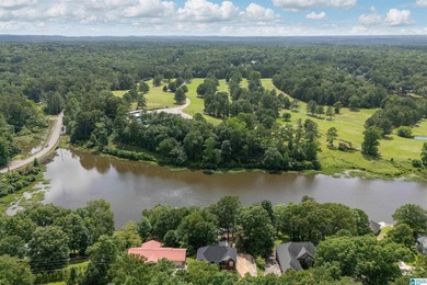 Experience luxury and comfort in this stunning waterfront home - photo 50