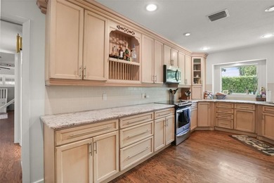 Located in a premier Maitland neighborhood, 119 Hollie Ct - photo 11