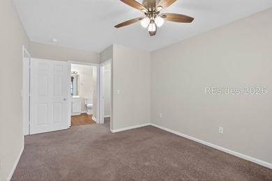PLANTATION POINT IN BLUFFTON! Located in a sought-after - photo 13
