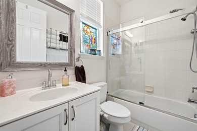 Rare 4-bedroom, 4-bath tri-level townhome in Belle Isle, one of - photo 31