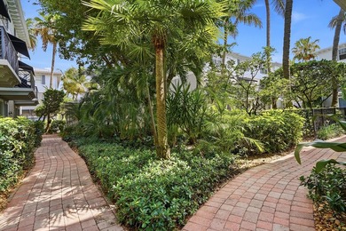 Rare 4-bedroom, 4-bath tri-level townhome in Belle Isle, one of - photo 41