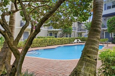 Rare 4-bedroom, 4-bath tri-level townhome in Belle Isle, one of - photo 42