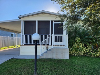 East Lake Tohopekaliga Home For Sale in Saint Cloud Florida