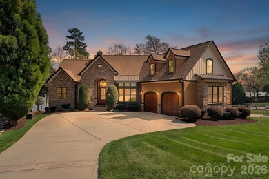 Waterfront living at its BEST! Panoramic water views from most - photo 1