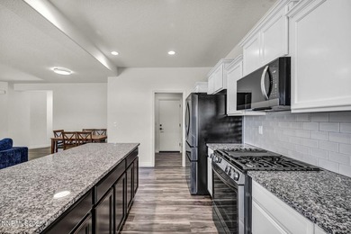 This one year-new single-level residence boasts 3 bedrooms and 2 - photo 11