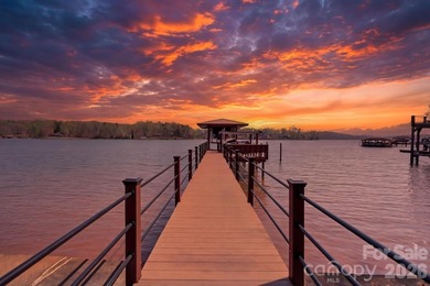Waterfront living at its BEST! Panoramic water views from most - photo 3
