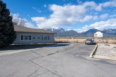 Exceptional commercial opportunity in a prime downtown - photo 31