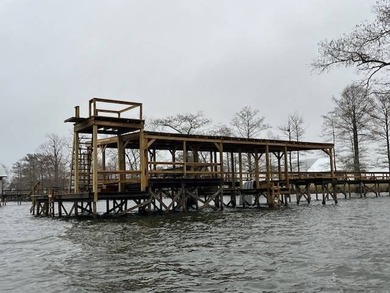 This is a deep lot located beside Cypress Pointe and has been - photo 5