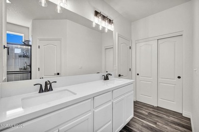 This one year-new single-level residence boasts 3 bedrooms and 2 - photo 41