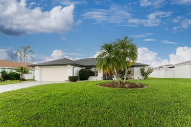 Beautifully maintained 1,732 sq ft, 3-bedroom, 2-bath pool home - photo 50