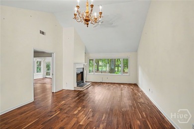 This end-unit townhome offers extra privacy and a practical - photo 6