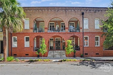 Gorgeous first floor renovated condo in coveted Charlton Place - photo 3