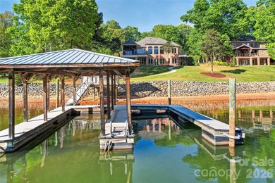 REFINED WATERFRONT LIVING AT IT'S BEST! Meticulously renovated - photo 13