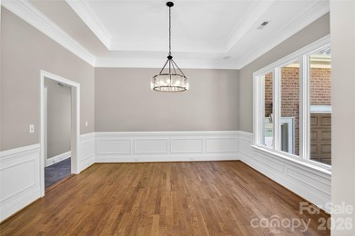 REFINED WATERFRONT LIVING AT IT'S BEST! Meticulously renovated - photo 15