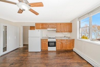 Legal 2 Family by C/O located in the heart of Lindenhurst - photo 15