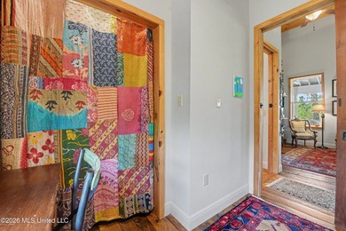 Welcome to this one-of-a-kind waterfront retreat where custom - photo 20