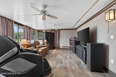 Welcome to your own private retreat! Set on a spacious 1.33-acre - photo 26