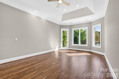 REFINED WATERFRONT LIVING AT IT'S BEST! Meticulously renovated - photo 29