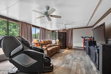 Welcome to your own private retreat! Set on a spacious 1.33-acre - photo 29