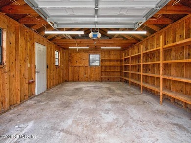 Welcome to your own private retreat! Set on a spacious 1.33-acre - photo 37