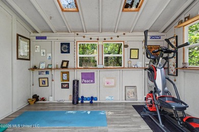 Welcome to this one-of-a-kind waterfront retreat where custom - photo 38