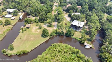 Welcome to this one-of-a-kind waterfront retreat where custom - photo 48