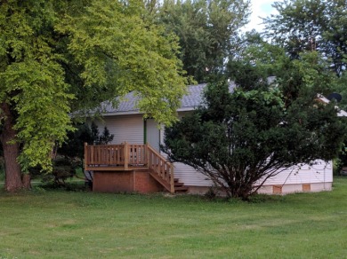 Lake Home For Sale in Wauconda, Illinois