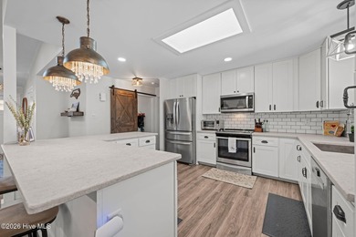 Feel instantly at home as you step into this bright, open - photo 6