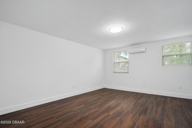 Discover a landmark commercial opportunity in Daytona Beach - photo 11