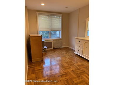 WELCOME TO THIS EXCEPTIONAL AND RARE FIND OF A 3 BEDROOM, 2 BATH - photo 11