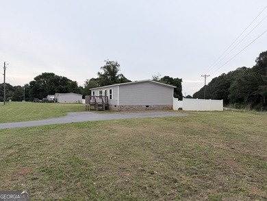 Come and check out this home minutes away from the lake at an - photo 16