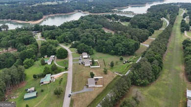 Come and check out this home minutes away from the lake at an - photo 18
