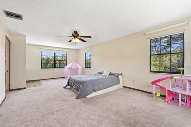 Rare opportunity to own a spacious 4-bedroom, 3.5-bath home - photo 27