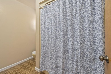 Rare opportunity to own a spacious 4-bedroom, 3.5-bath home - photo 29