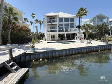 This custom waterfront home is located in the most convenient - photo 31