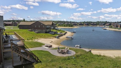 This one truly checks all the boxes! Newer construction, move-in - photo 31