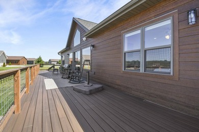 This one truly checks all the boxes! Newer construction, move-in - photo 38